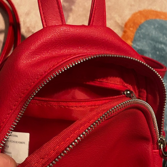 Red mini backpack - Picture 3 of 4